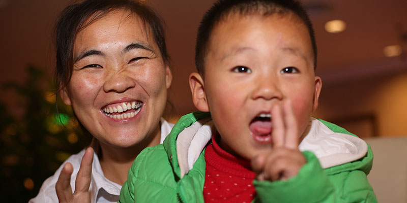 Wang Li - With her toddler Son