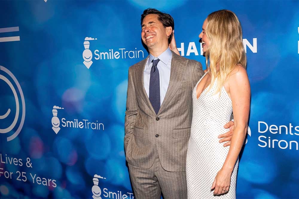 Smile Train Ambassadors Justin Long and Kate Bosworth share a laugh on the red carpet at Smile Train’s 25th-Anniversary Gala in New York, May 8, 2024