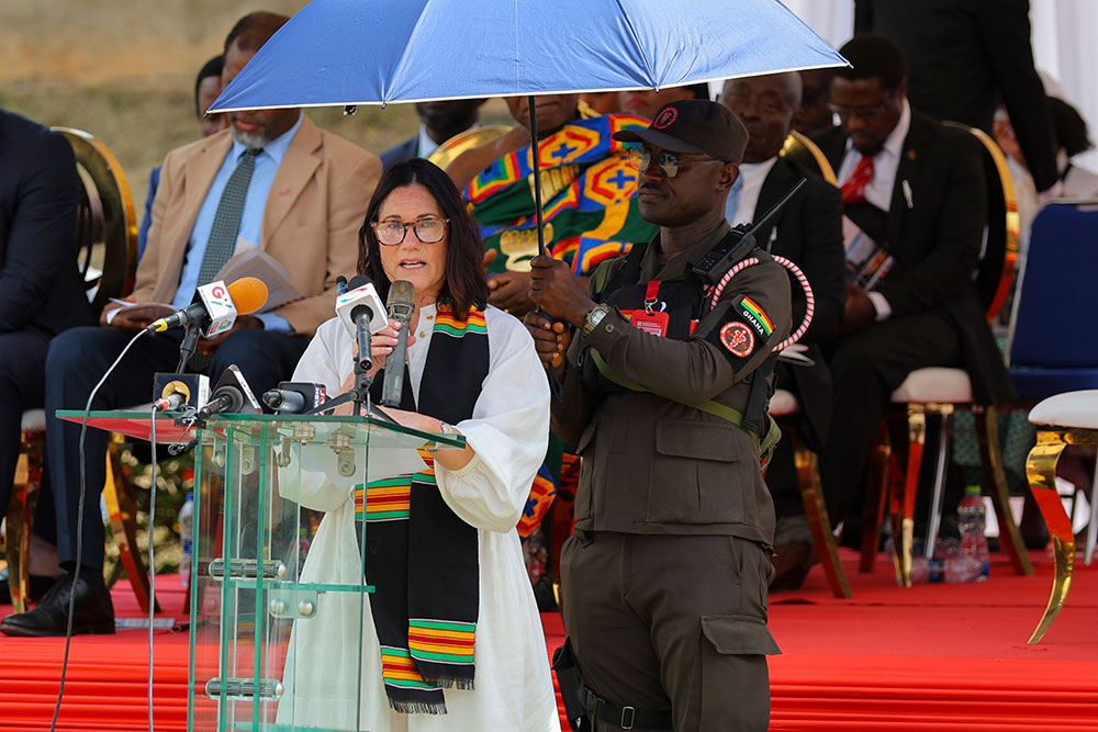 Smile Train President and CEO Susannah Schaefer speaking at the inauguration of the Ghana CLC