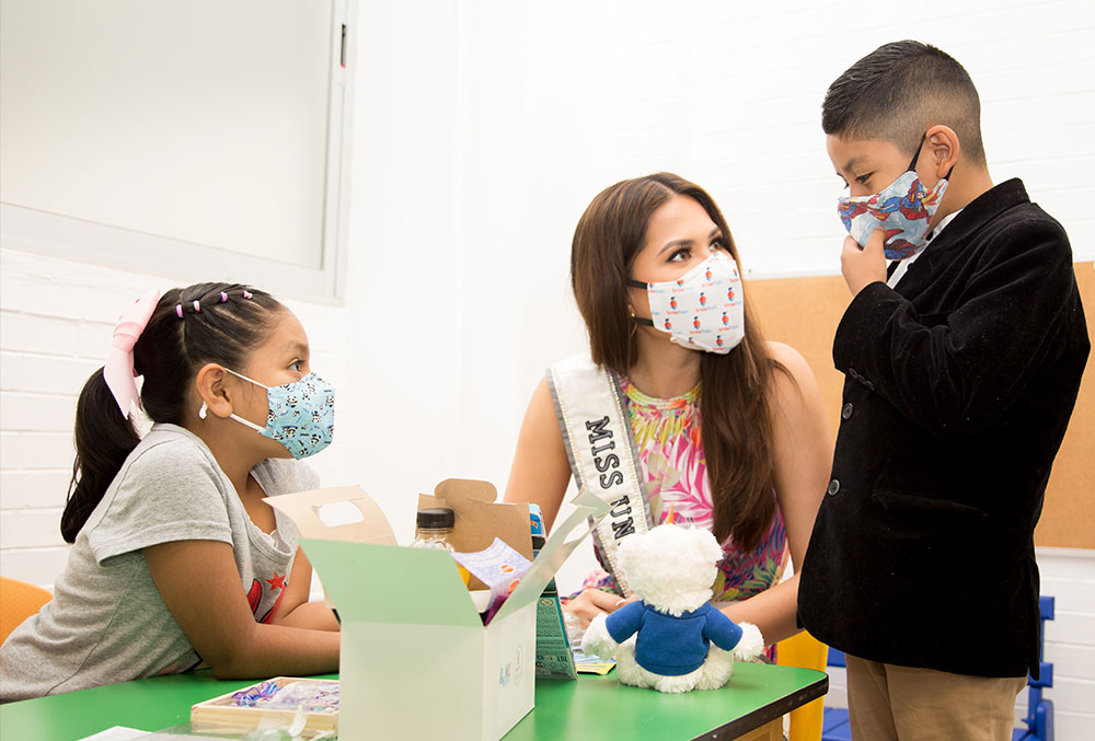 Miss Universe Andrea Meza meets two Smile Train cleft patients in Mexico