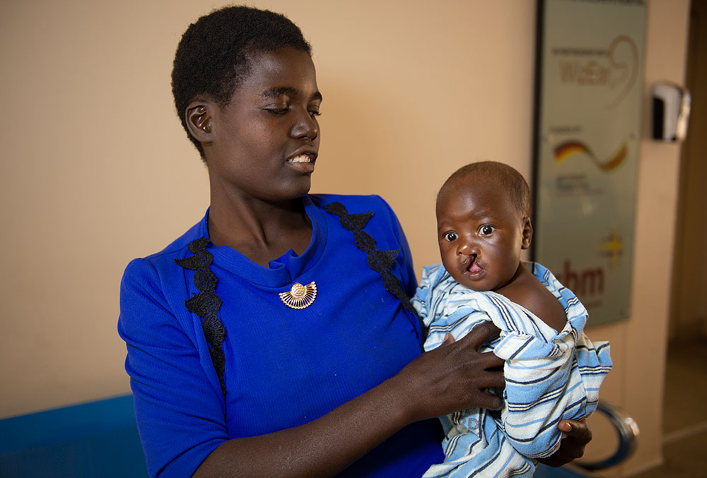 Nyasha and Rosemary in the hospital before Nyasha's free Smile Train-sponsored cleft surgery