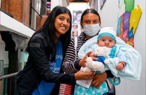 Sarah Thomas with a patient and her mother in Guatemala