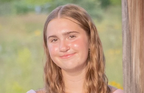 Riley Fox smiling headshot