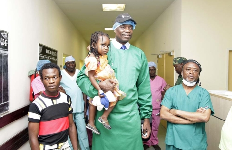 Dikembe Mutombo: Hall of Fame Smile Maker