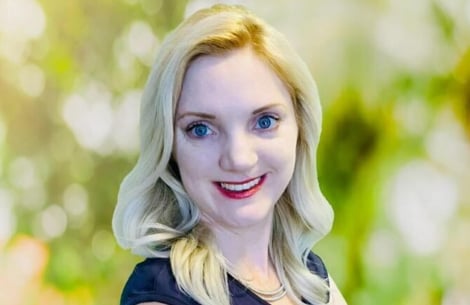 Corinne Altrichter headshot