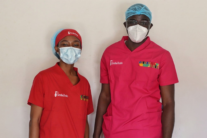 WACS surgeons in bright Smile Train scrubs