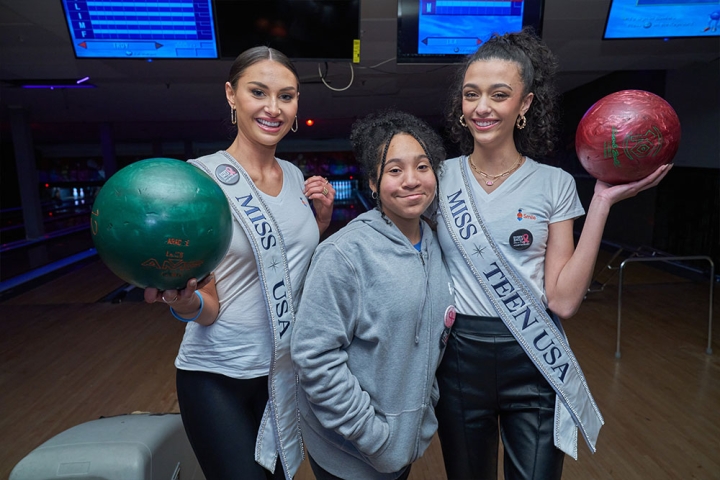 Dahlila with Miss USA Morgan Romano and Miss Teen USA, Faron Medhi