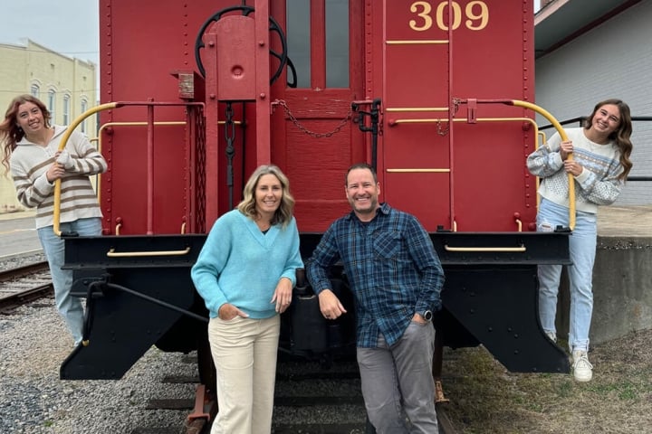 hough family train