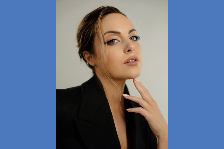 Elizabeth Gillies headshot
