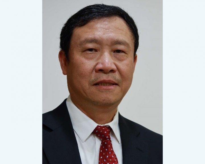 Professor Lun Jou-Lo