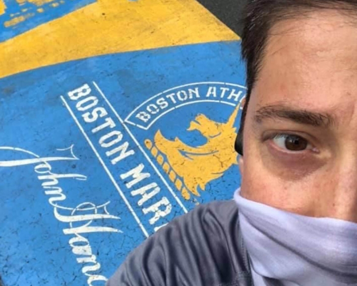 Brad takes a selfie during run in boston