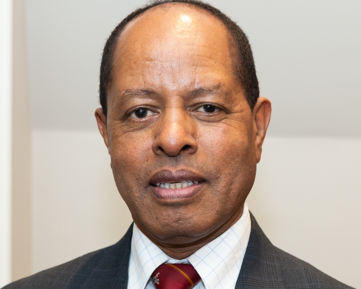 Professor Miliard Derbew