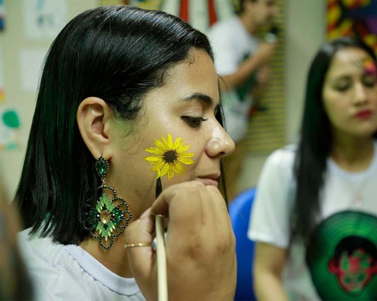 Camila Beni, Smile Train's Senior Programs Manager for Brazil gets her face painted