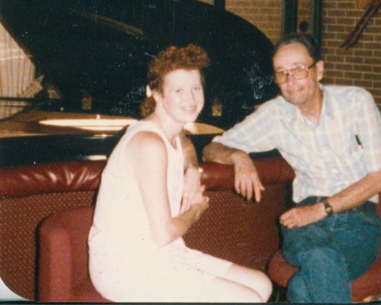 Linda with her dad, John