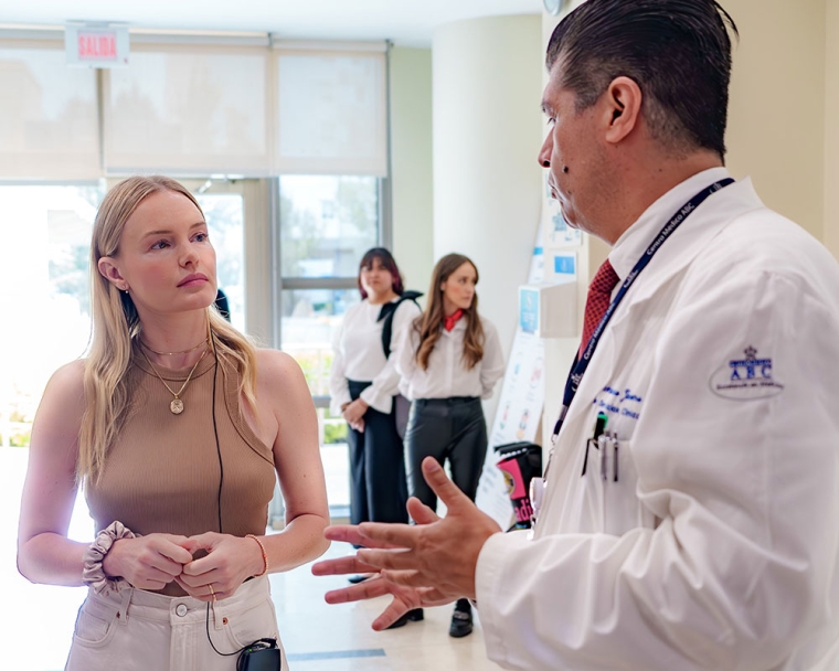 Kate Bosworth speaking to a Smile Train partner